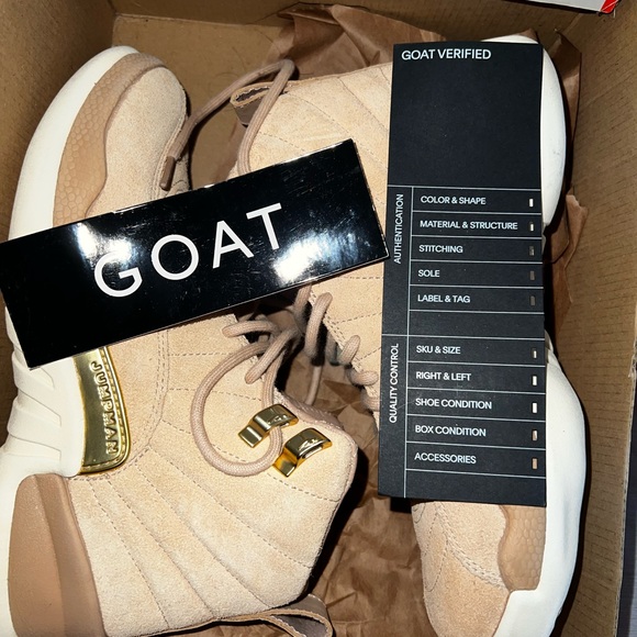 Women’s Air Jordan 12 Retro ((PLUS free shoes come along!)) - Picture 4 of 11